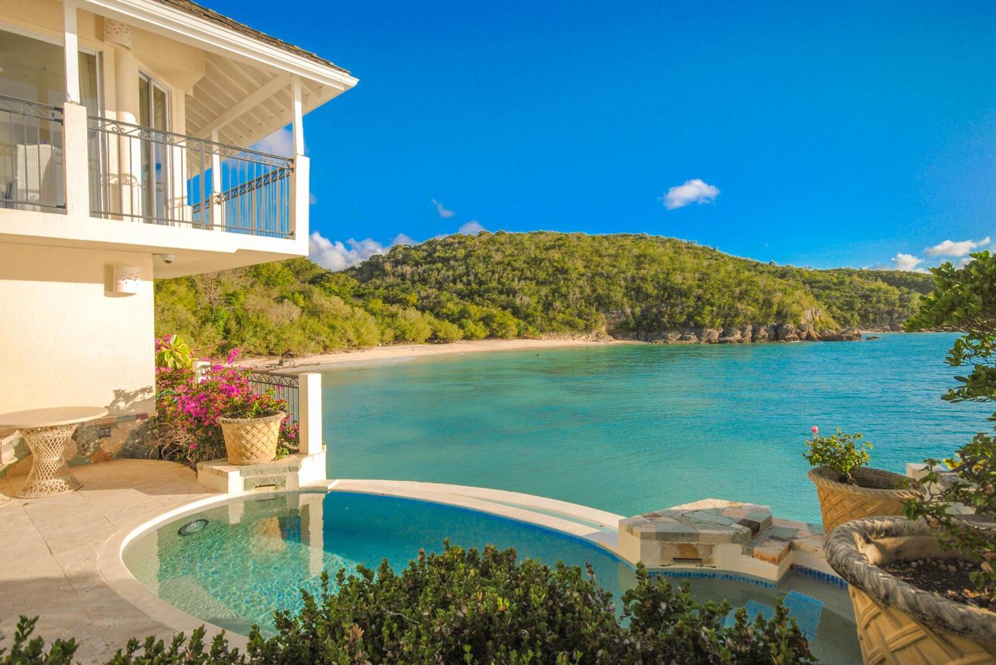 Blue Waters Resort And Spa St. John's Exteriér fotografie